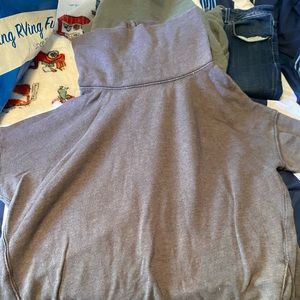 Medium women’s sweatshirt